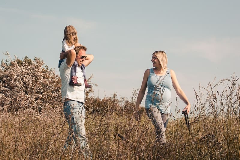 Tips for Posing Family Groups - Newborn Posing